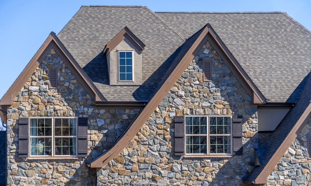 The Pros and Cons of Stone Veneer Siding